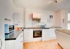 Flat 6 Erpingham House
